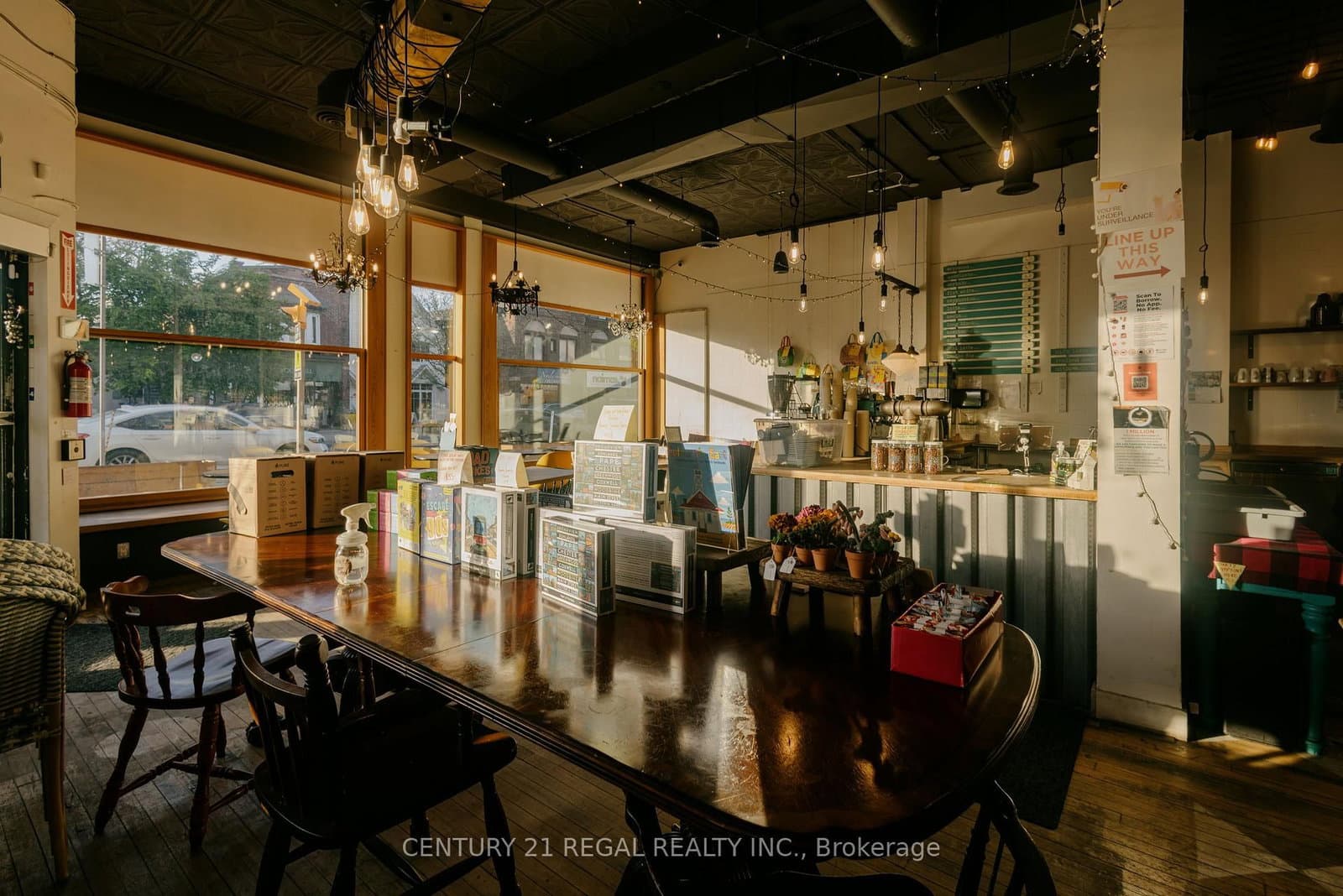 2165 Danforth Avenue thumbnail 7