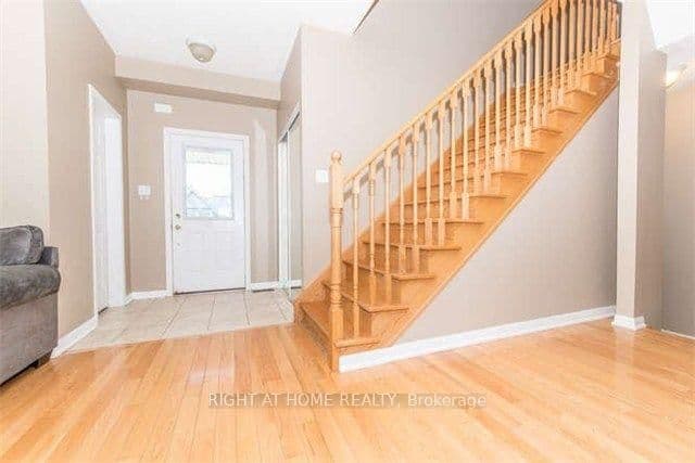 780 Ormond Drive thumbnail 5