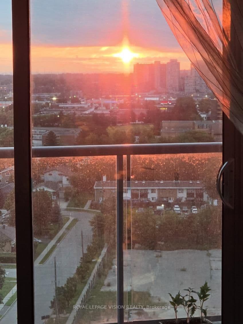 2150 Lawrence Avenue E, Unit 1812 thumbnail 22