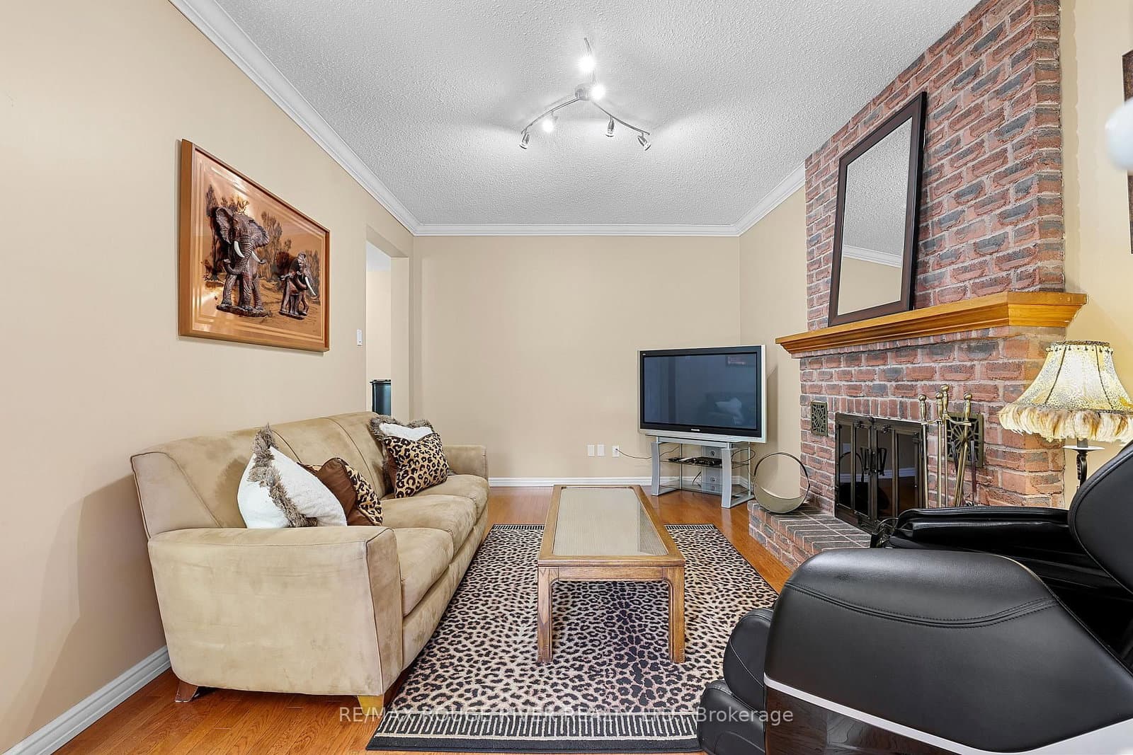 11 Canmore Boulevard thumbnail 17