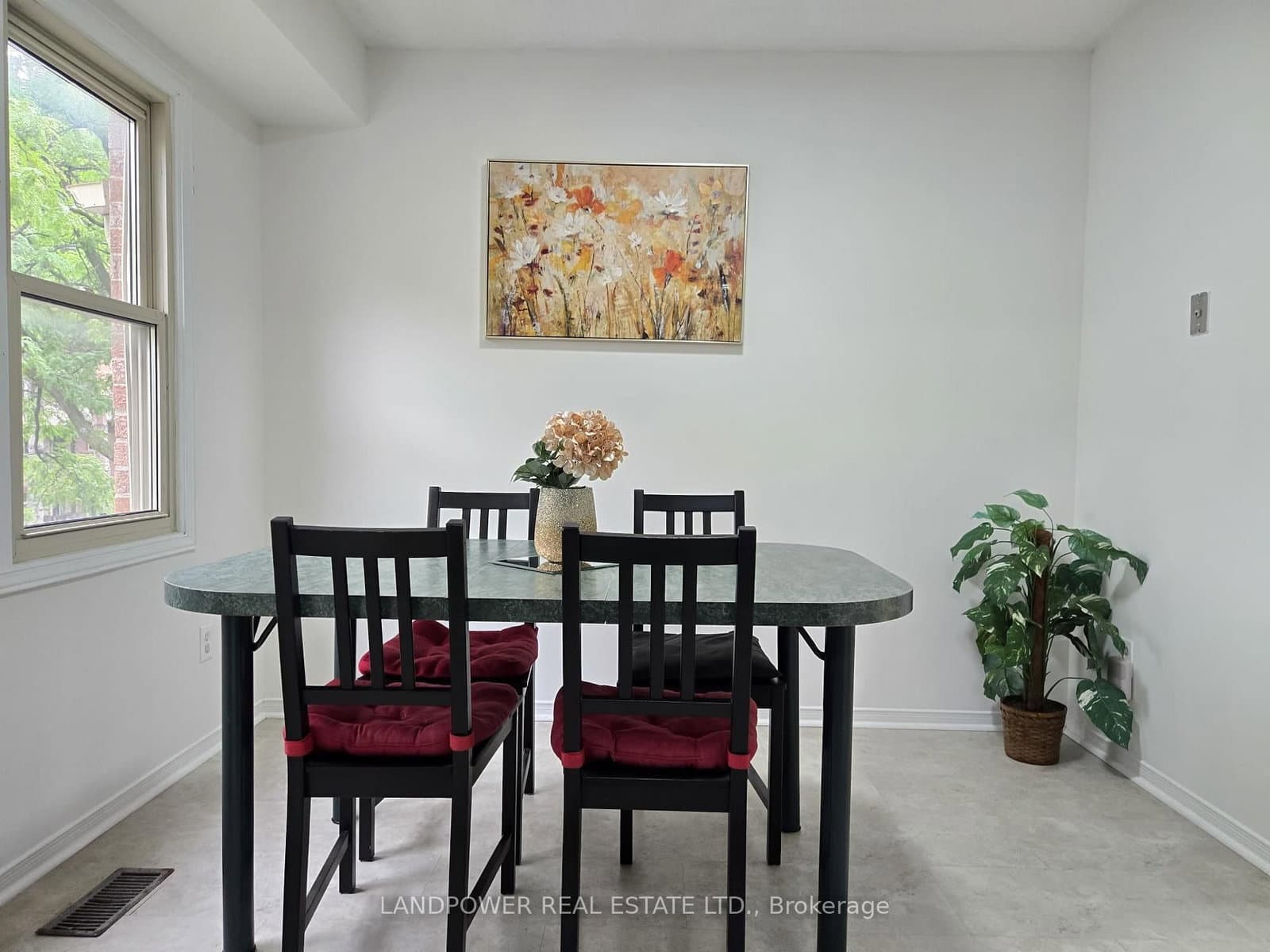 10 Cardwell Avenue, Unit 75 thumbnail 25