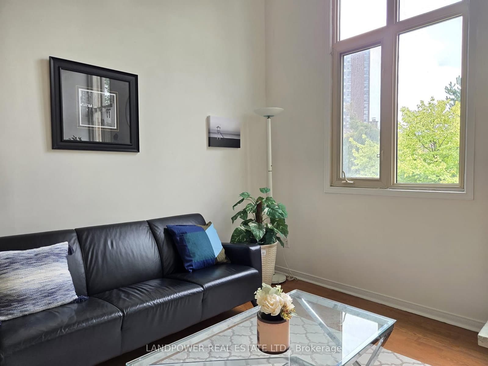 10 Cardwell Avenue, Unit 75 thumbnail 4