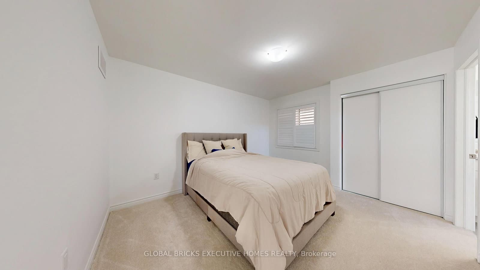 2885 Foxden Square thumbnail 31