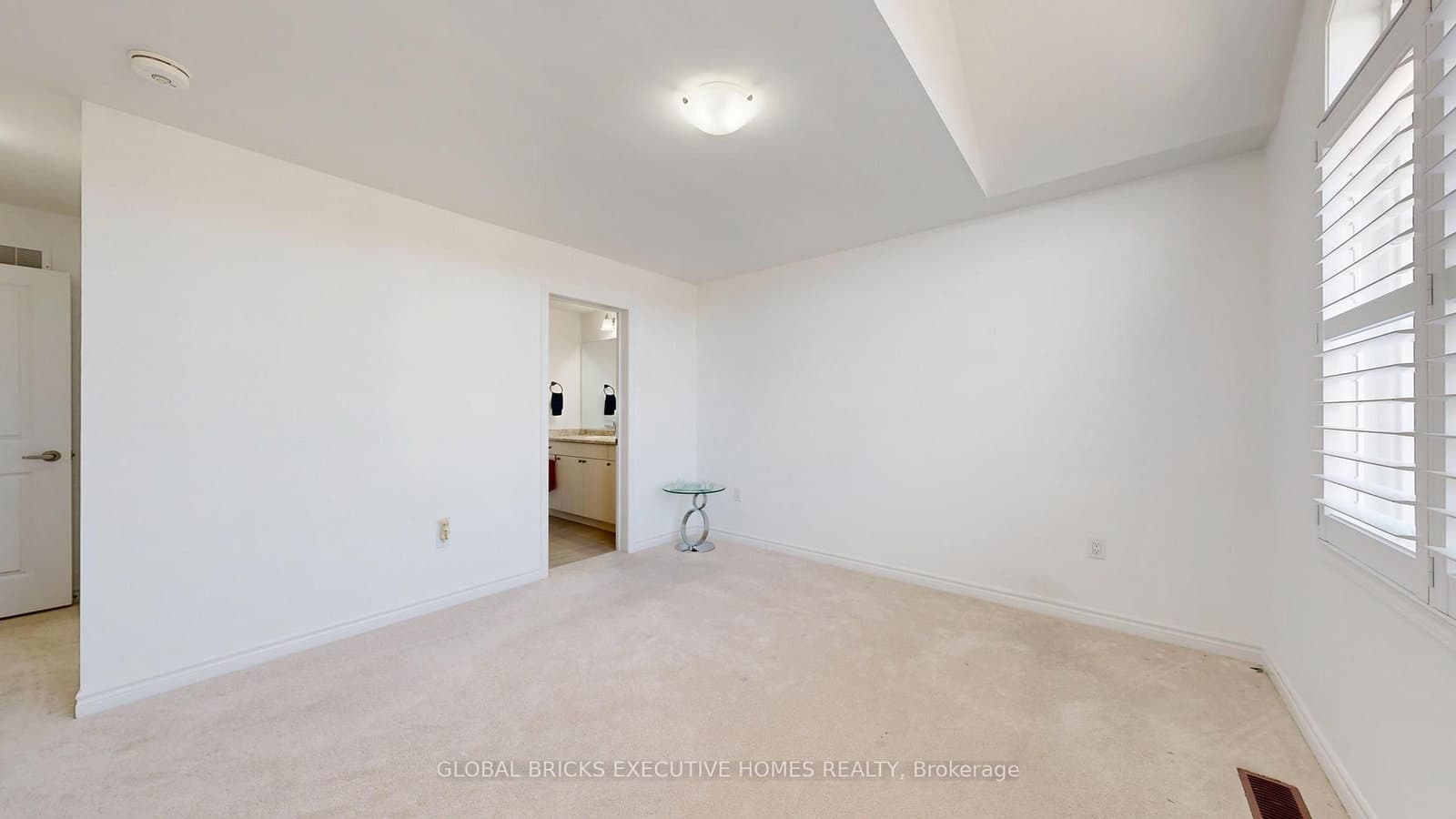 2885 Foxden Square thumbnail 35