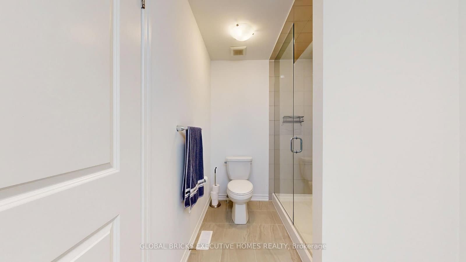 2885 Foxden Square thumbnail 37