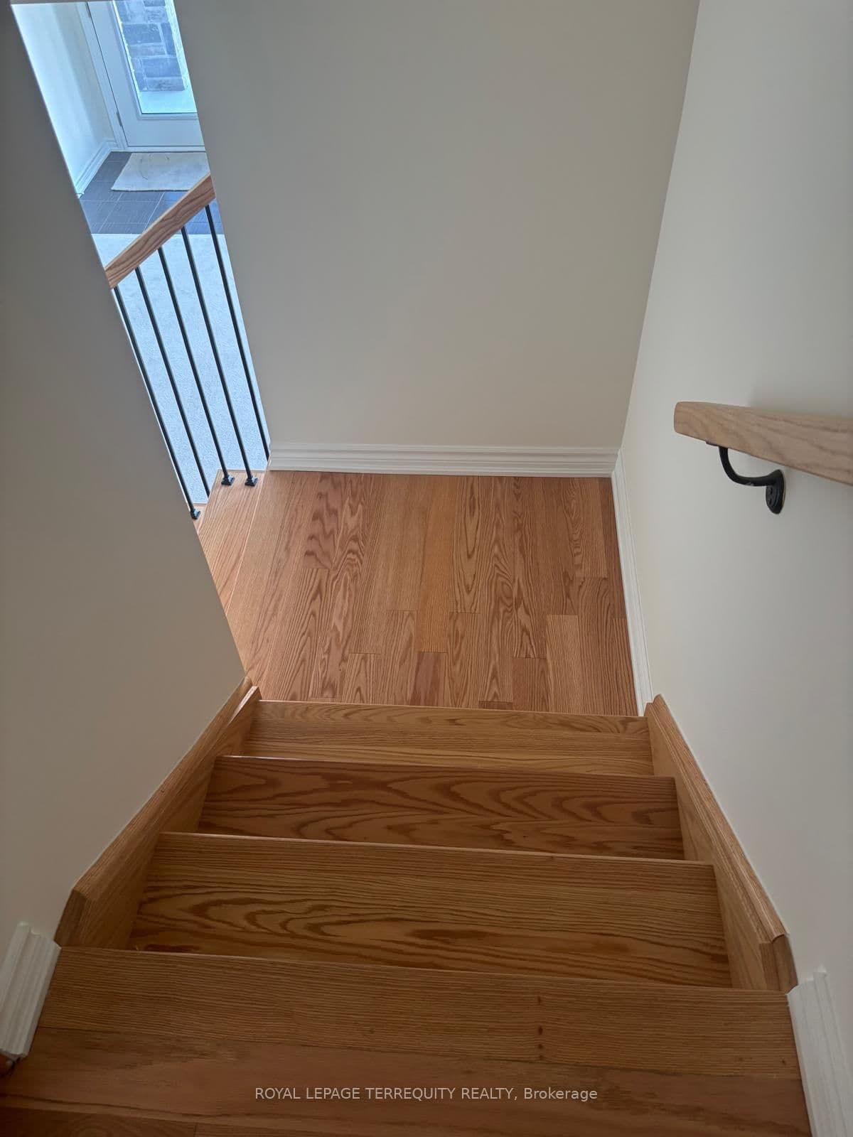 2540 Hibiscus Drive thumbnail 14