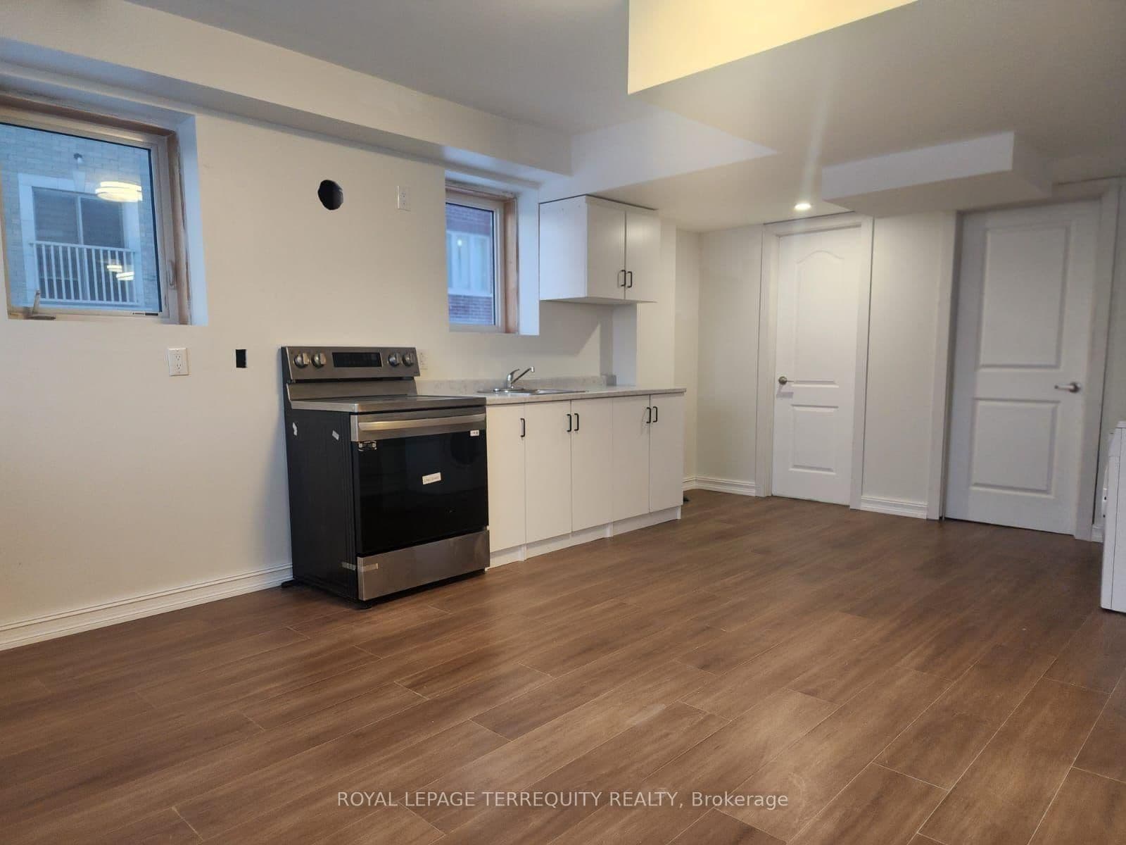 2540 Hibiscus Drive thumbnail 2
