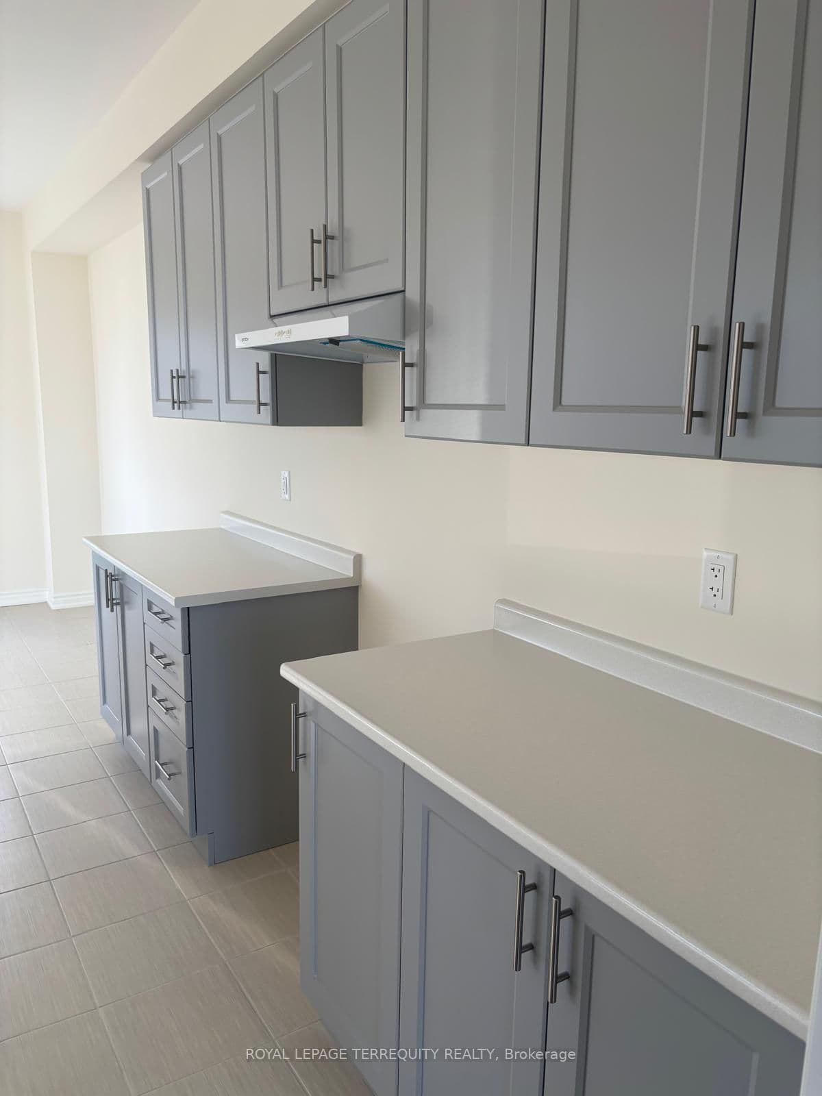 2540 Hibiscus Drive thumbnail 26