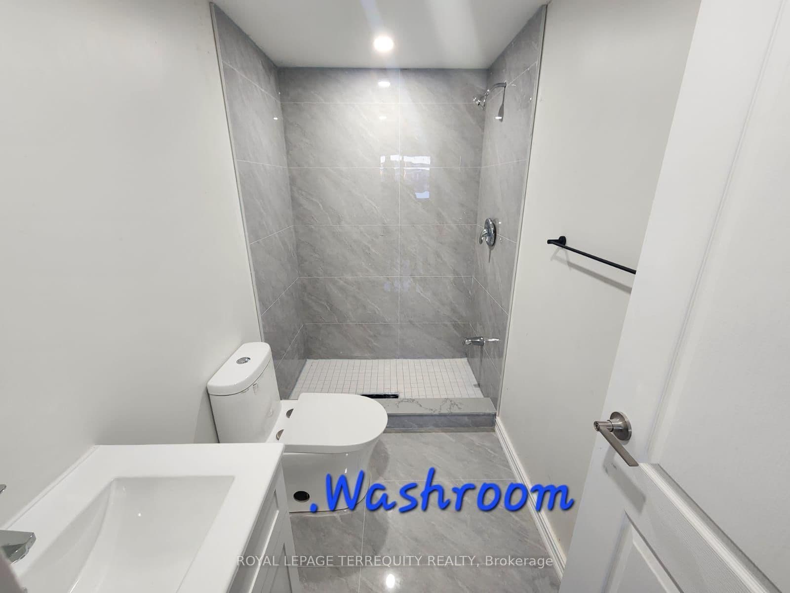 2540 Hibiscus Drive thumbnail 3