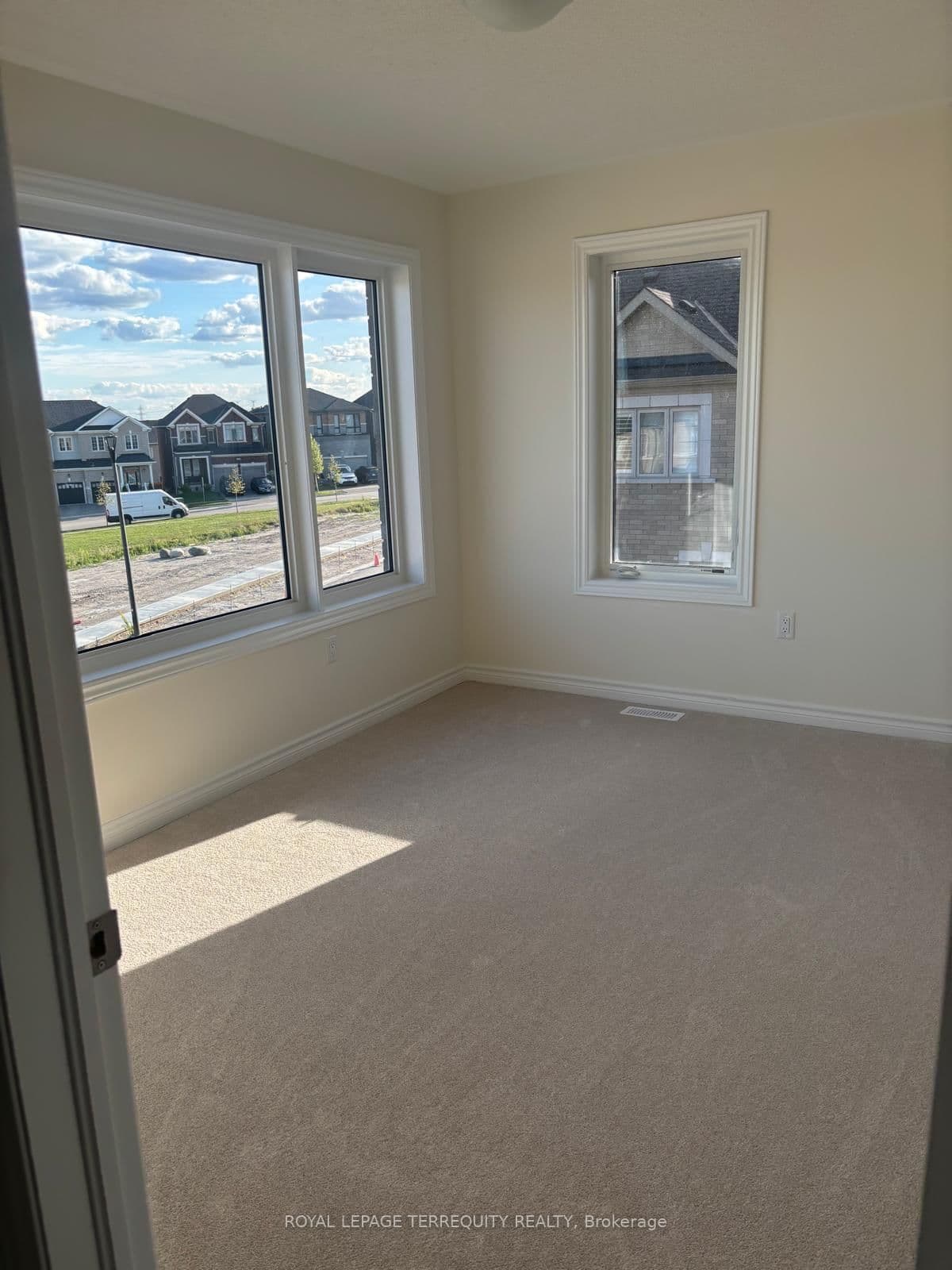 2540 Hibiscus Drive thumbnail 43