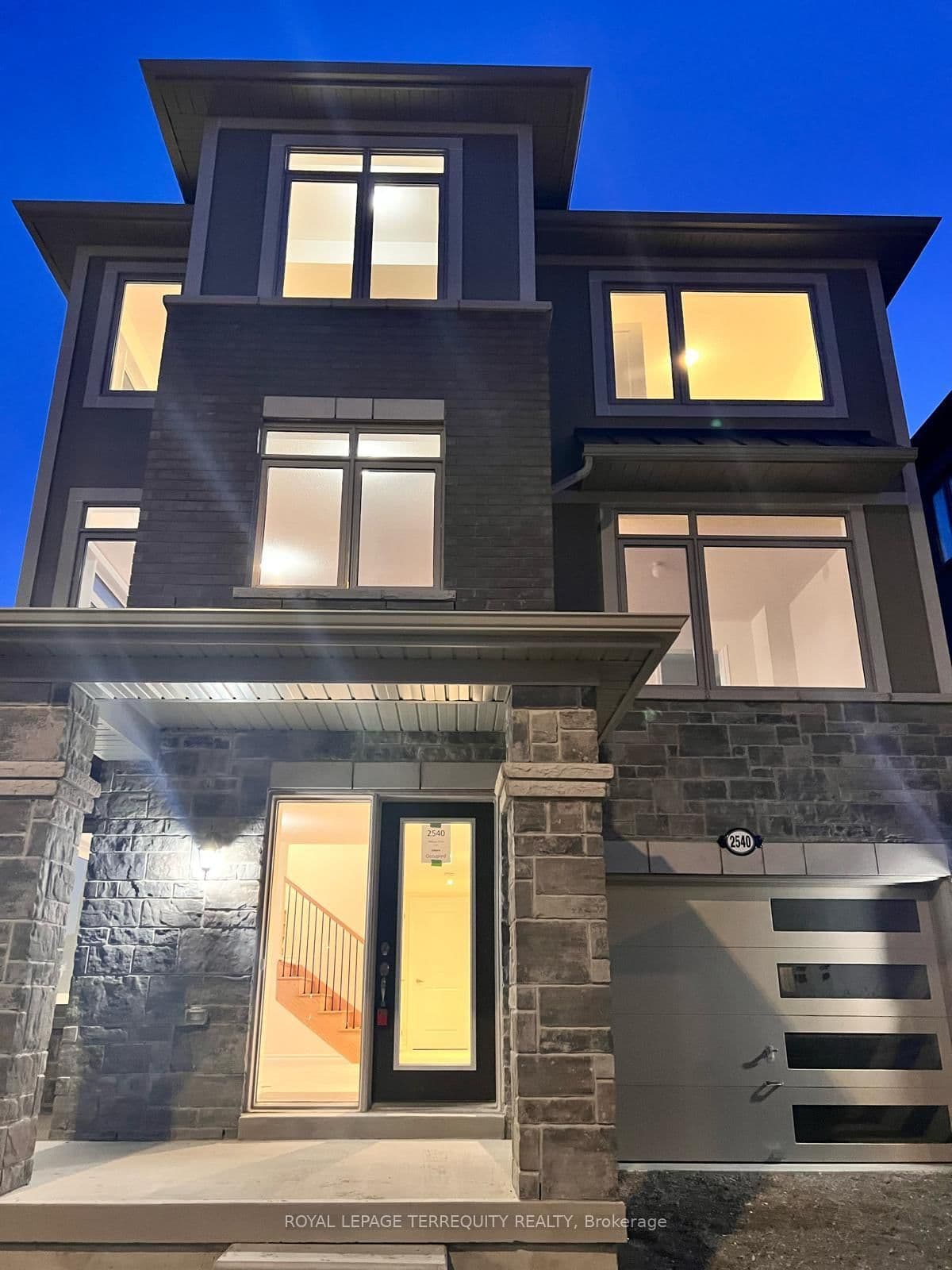 2540 Hibiscus Drive thumbnail 45