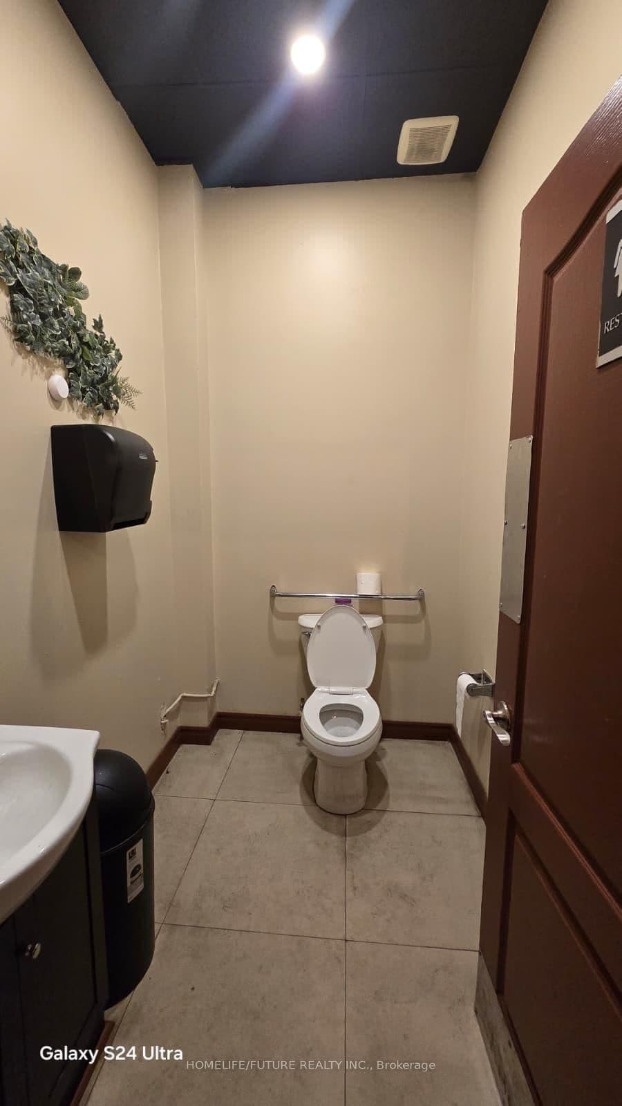 1211 Kingston Road, Unit 14B thumbnail 8