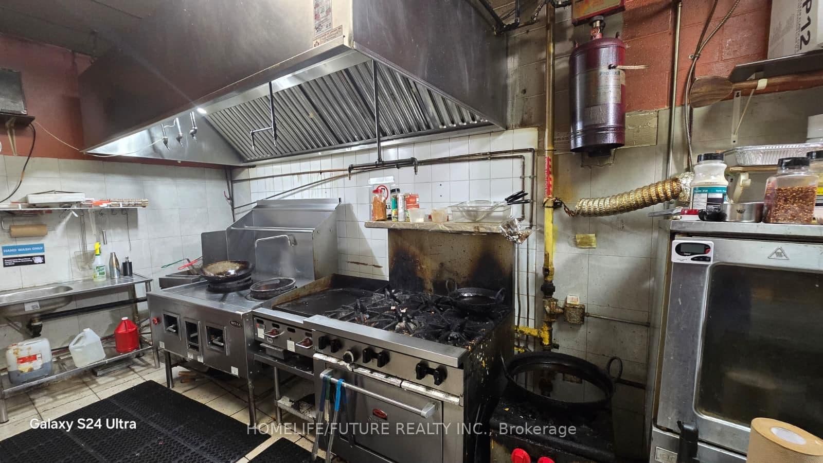 1211 Kingston Road, Unit 14B thumbnail 9