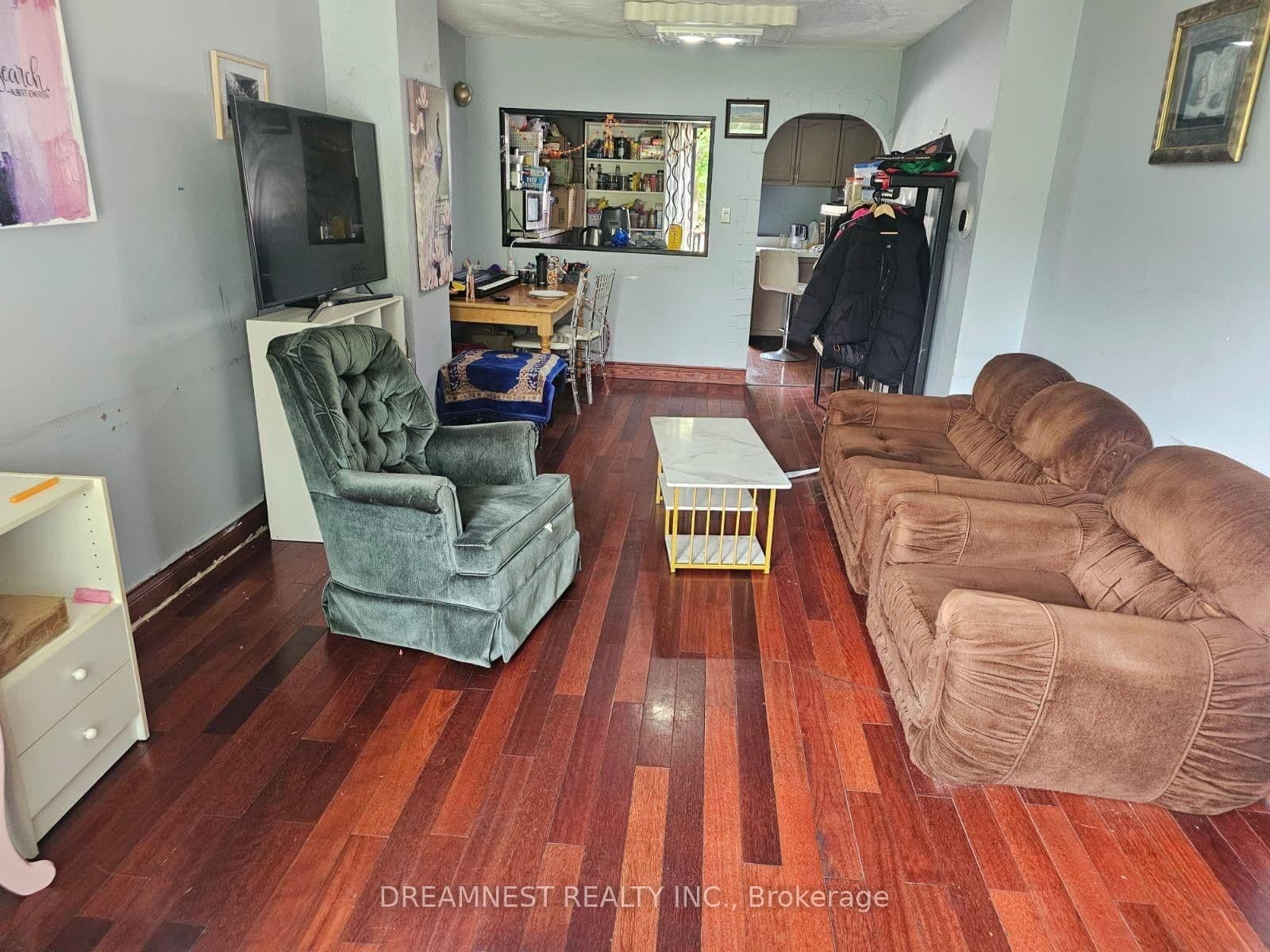 59 Coxworth Crescent thumbnail 9
