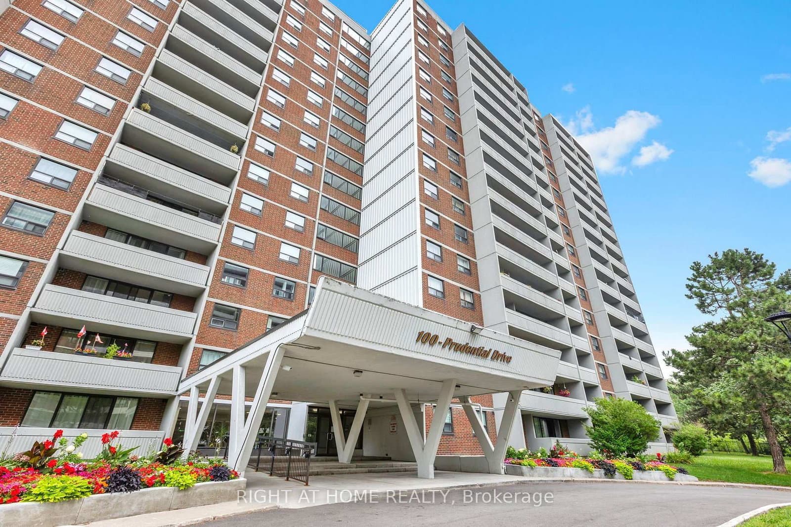 #1608 - 100 Prudential Drive