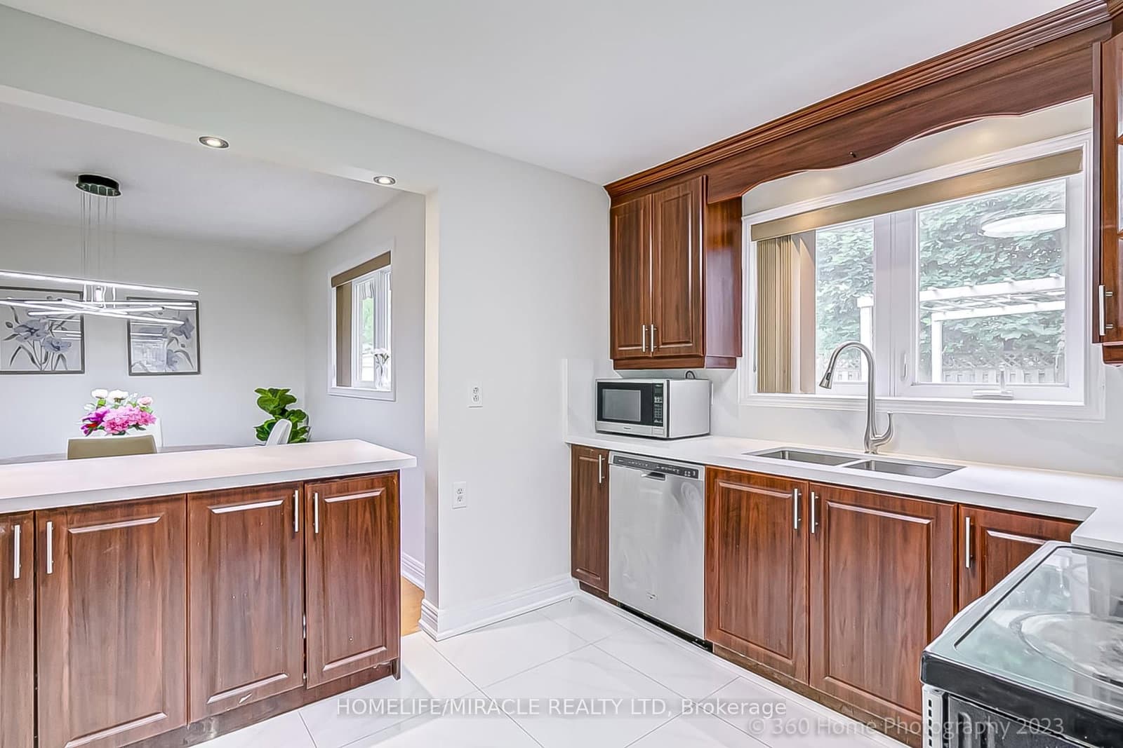 137 Merkley Square thumbnail 6