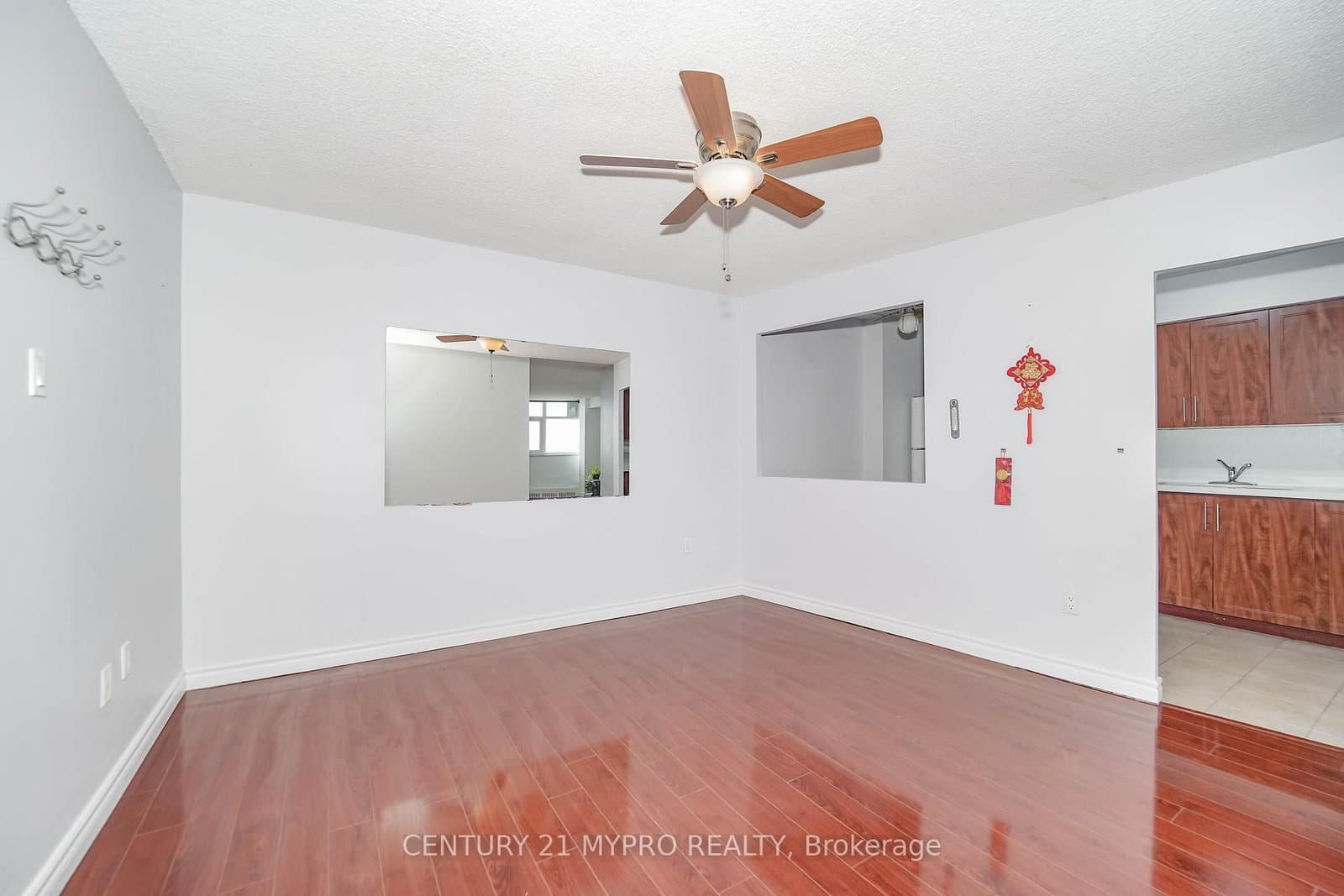 100 Echo Point, Unit 1708 thumbnail 24