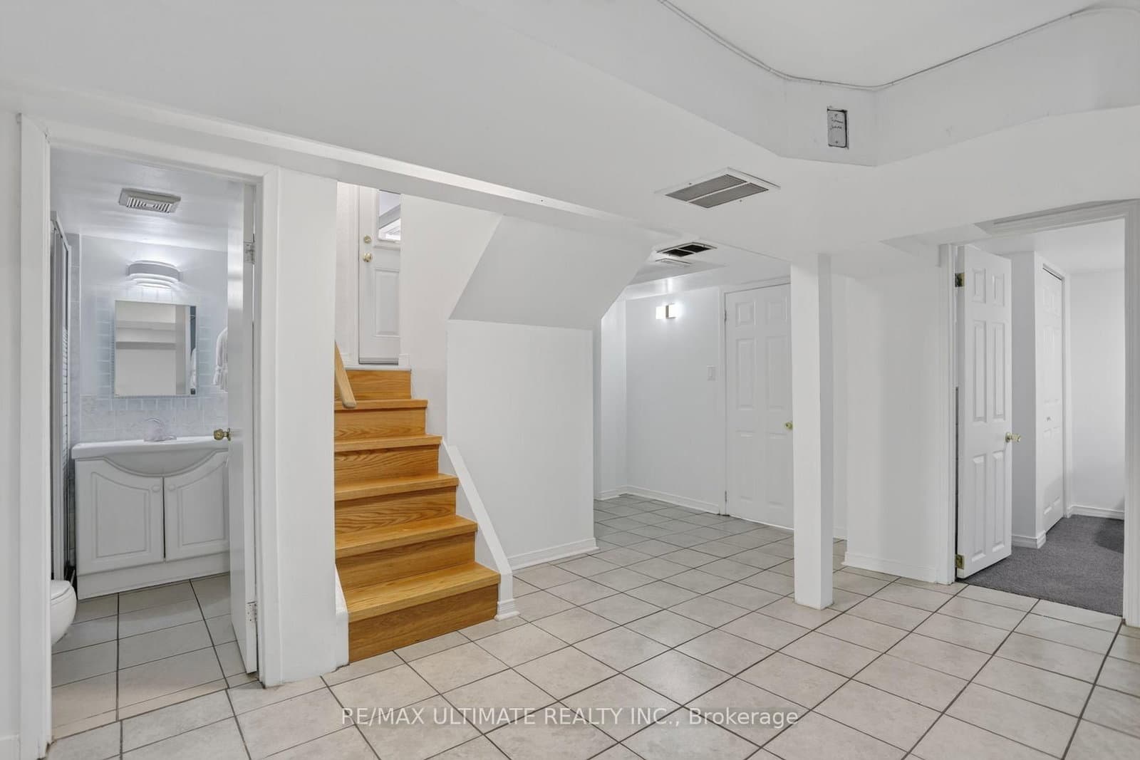 11 Midholm Drive thumbnail 44