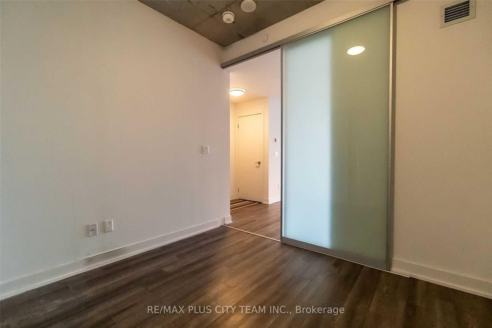 15 Baseball Place, Unit 305 thumbnail 16