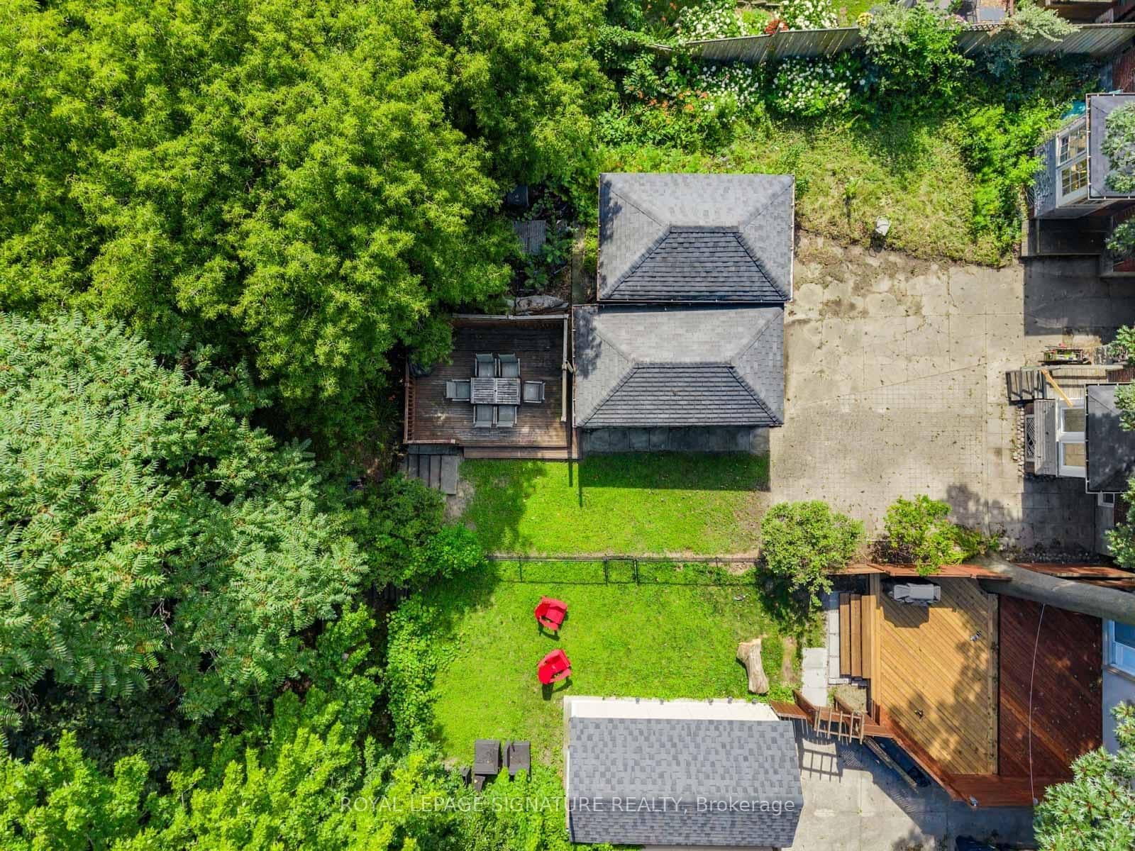 511 Donlands Avenue thumbnail 38