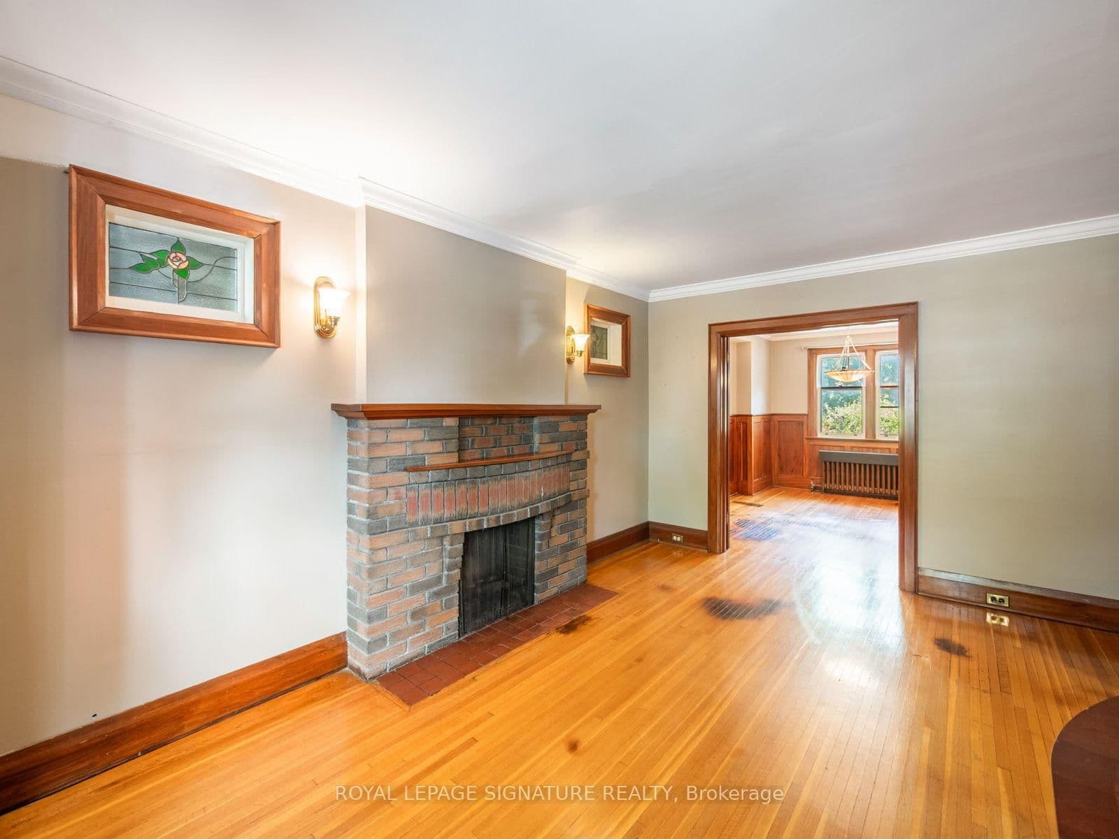 511 Donlands Avenue thumbnail 4