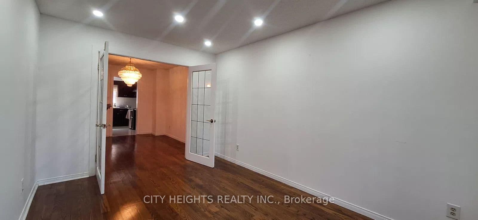 120 Littles Road thumbnail 4