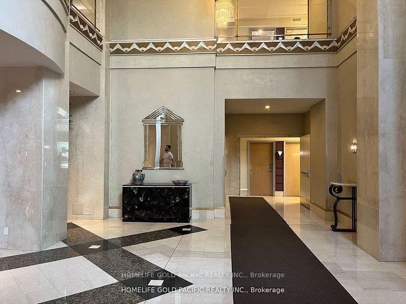 88 Corporate Drive, Unit Ph17 thumbnail 5