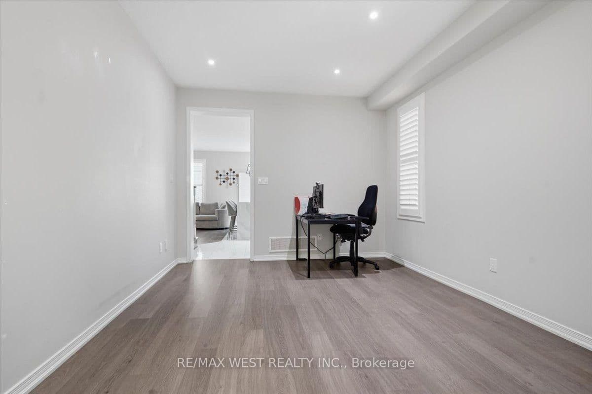 29 Stockell Crescent thumbnail 20