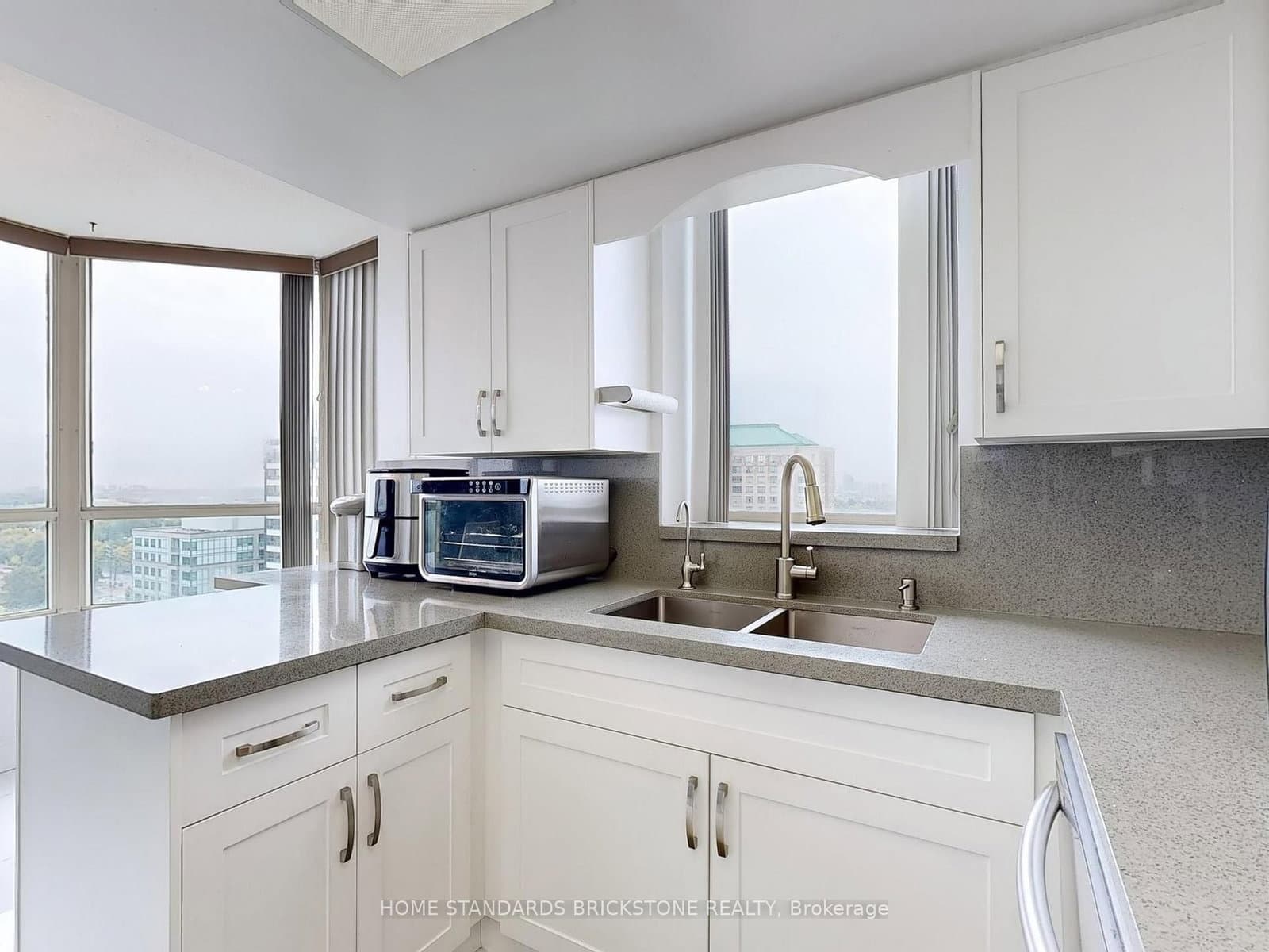30 Thunder Grove, Unit 1705 thumbnail 13