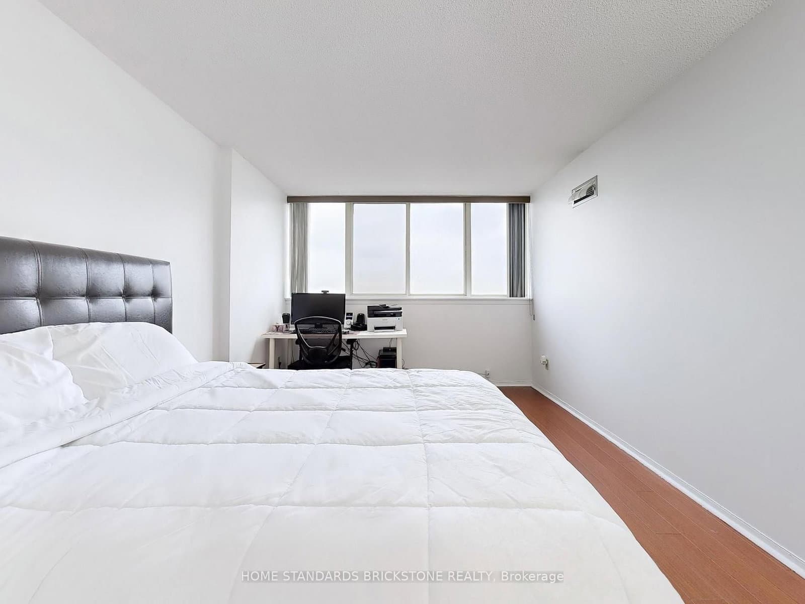 30 Thunder Grove, Unit 1705 thumbnail 19
