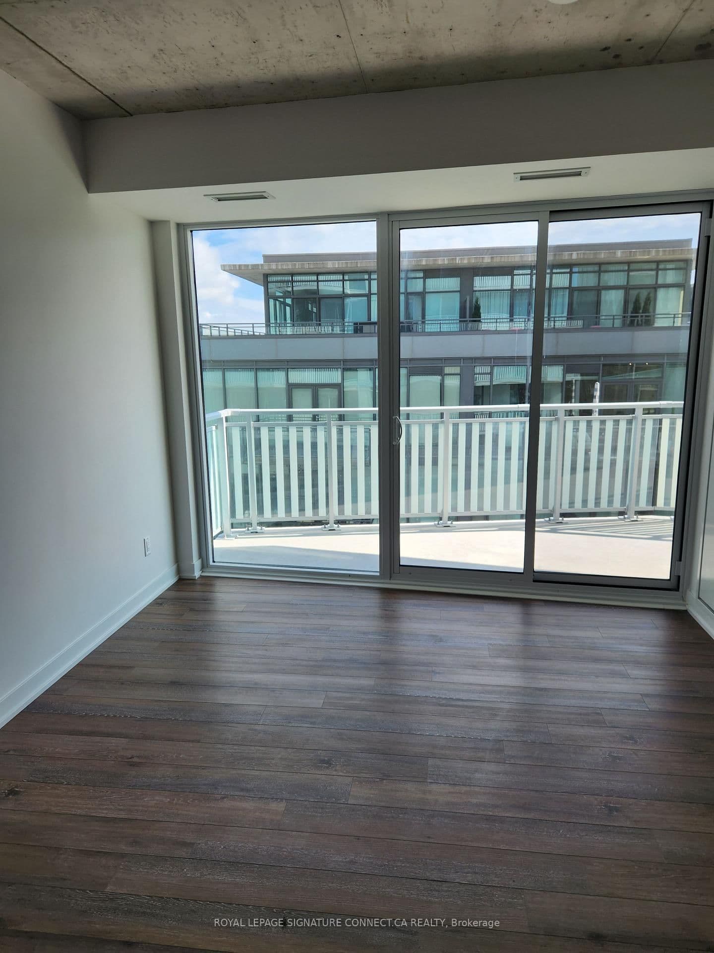 45 Baseball Place, Unit 710 thumbnail 4