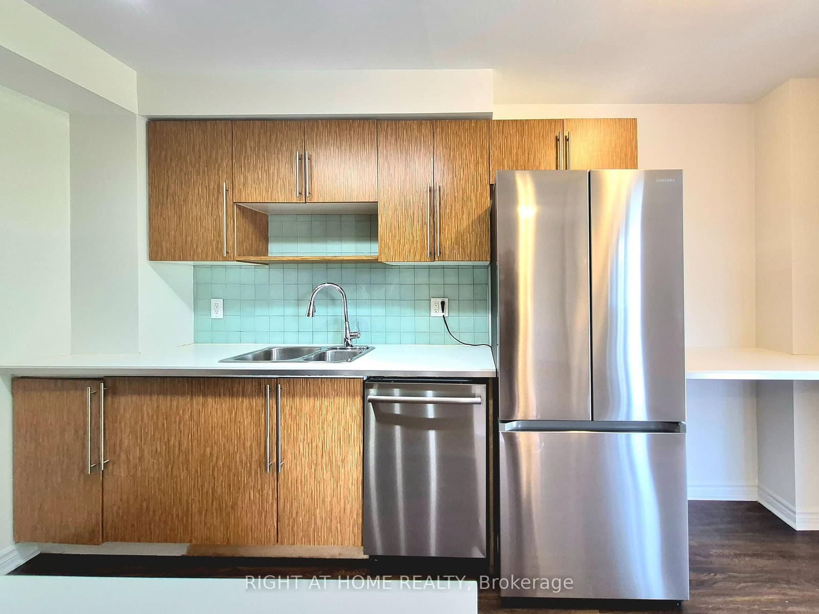 21 Mccullock Crescent thumbnail 10