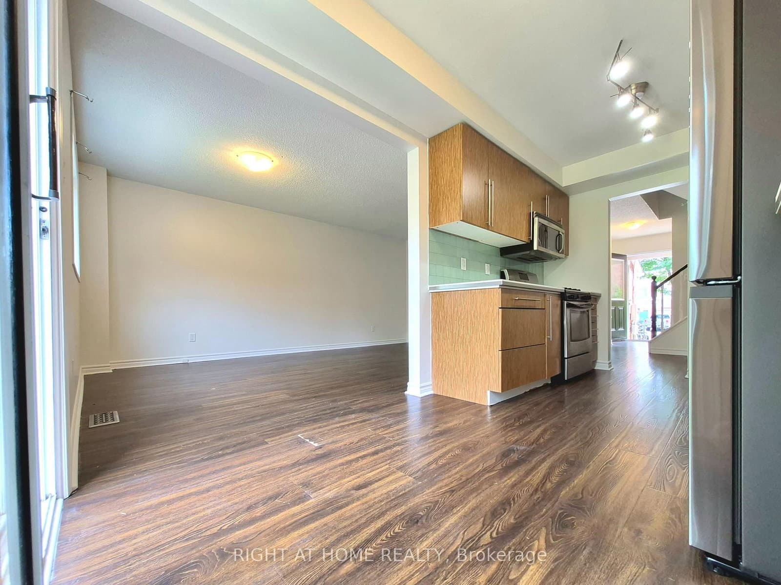 21 Mccullock Crescent thumbnail 12