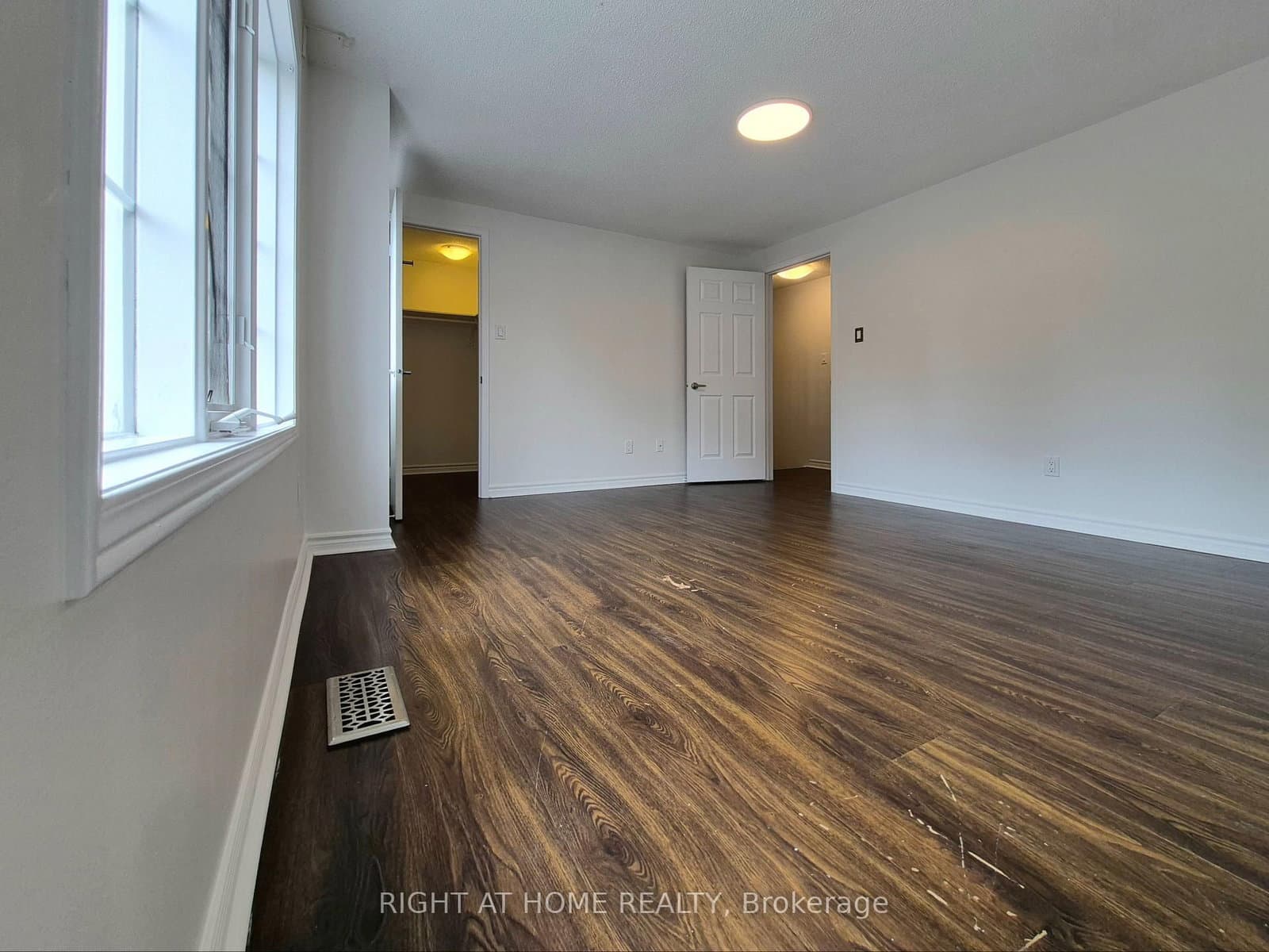 21 Mccullock Crescent thumbnail 17