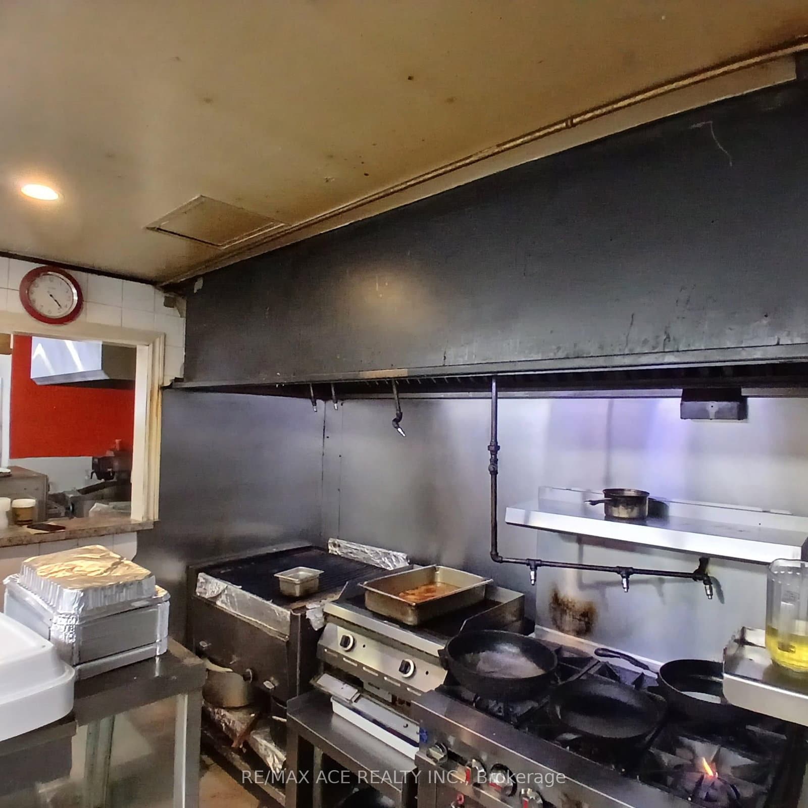 3541 St Clair Avenue E thumbnail 9