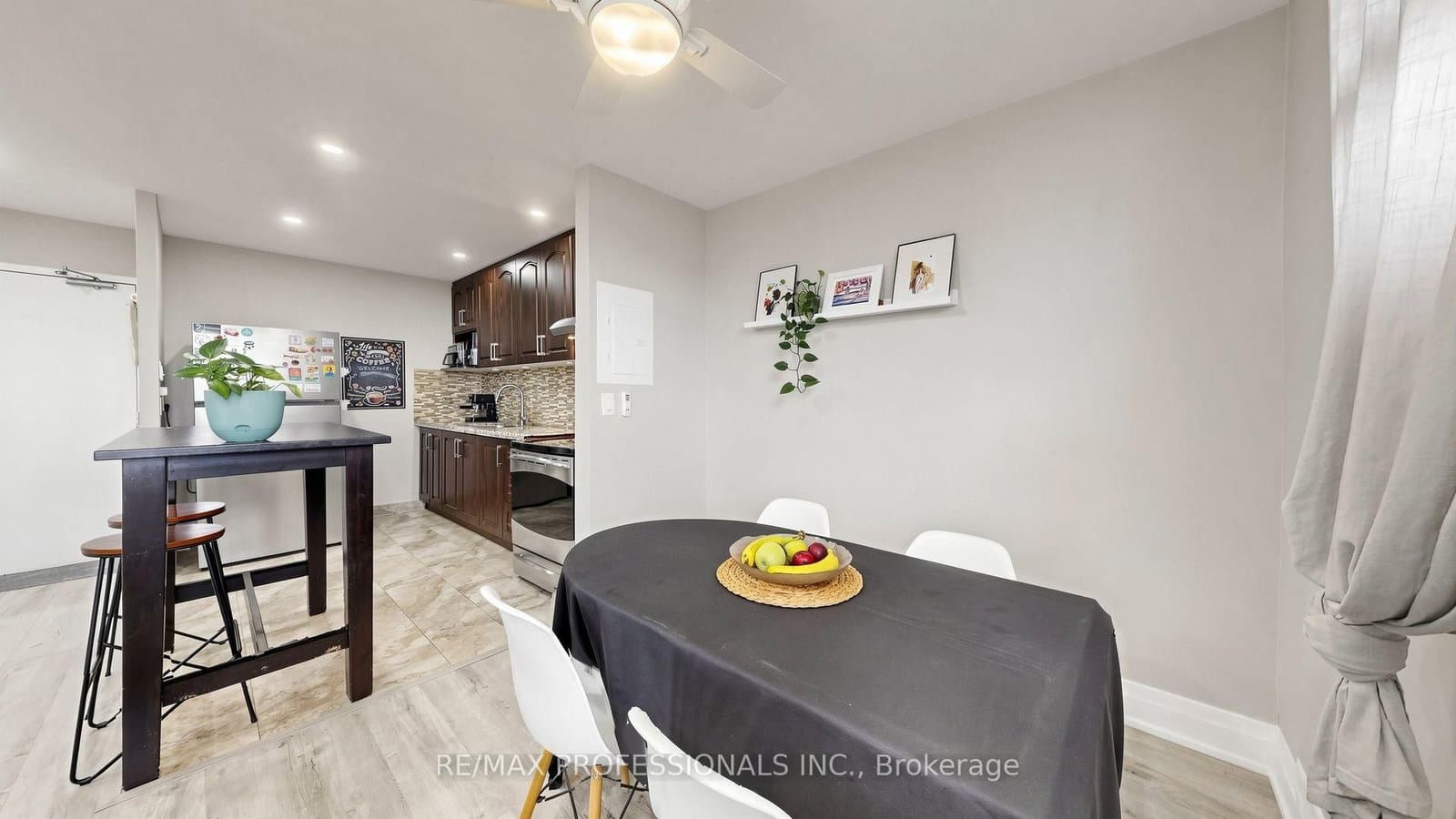 100 Dundalk Drive, Unit 809 thumbnail 7