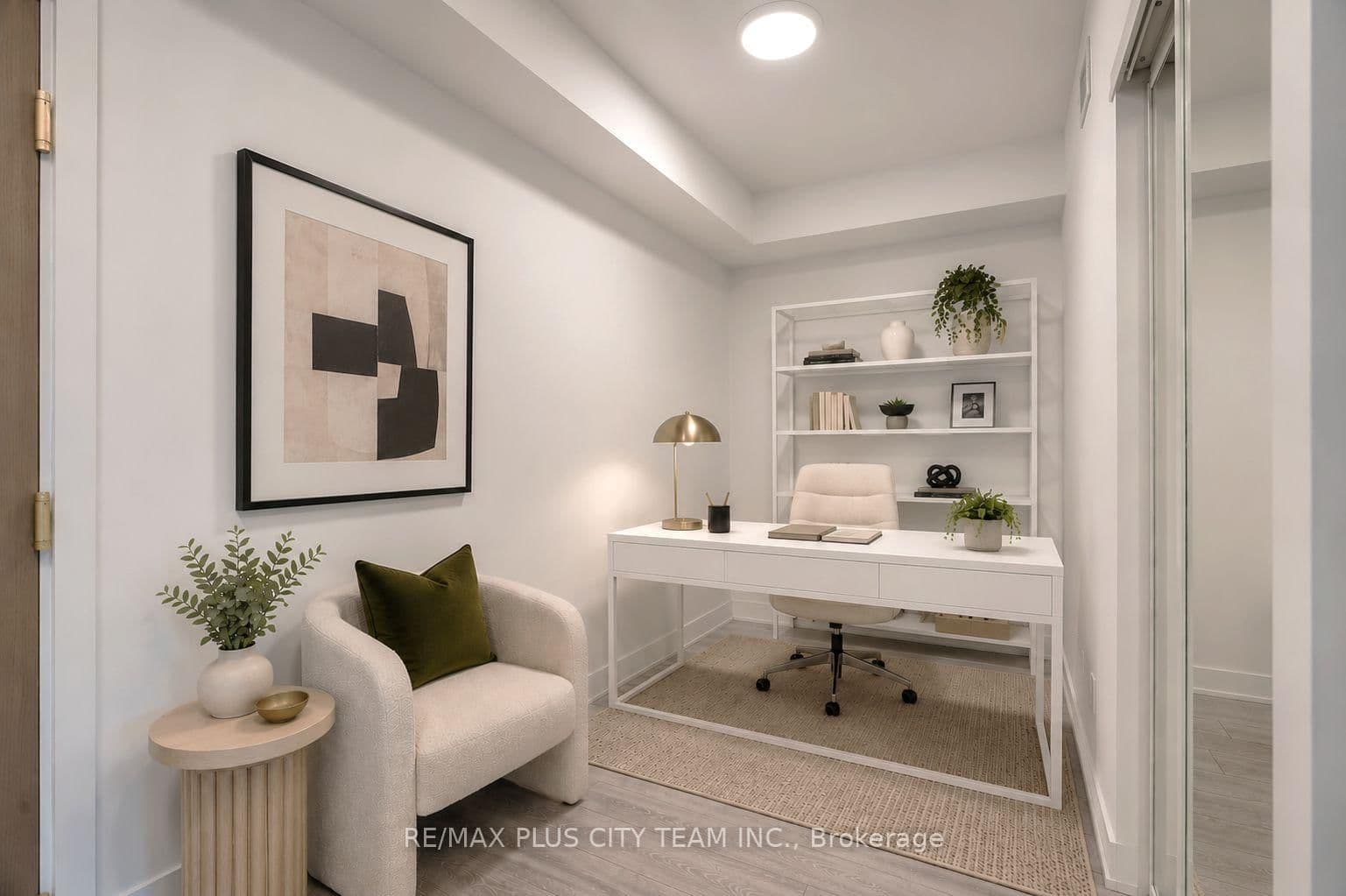 1285 Queen Street E, Unit 303 thumbnail 8