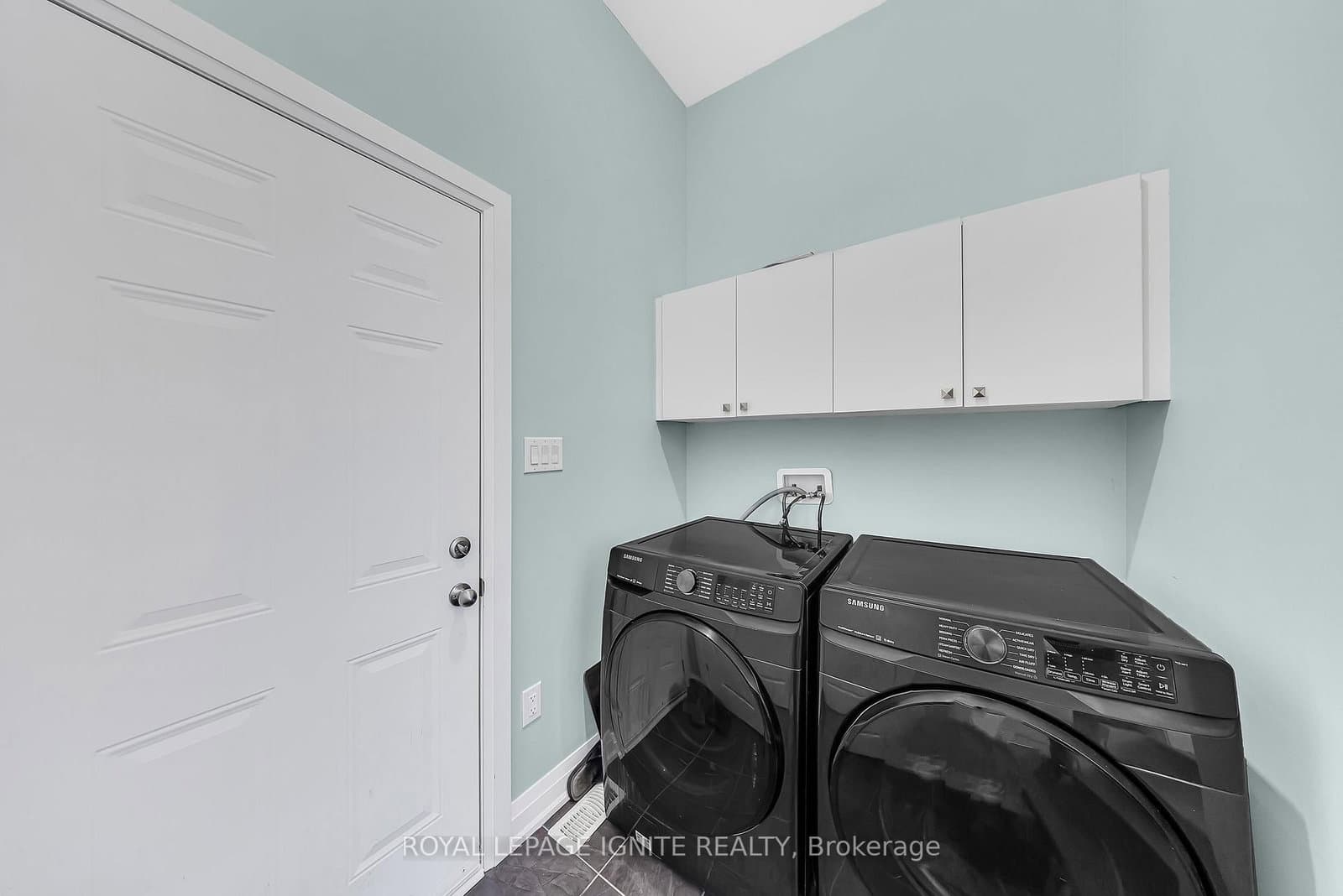 11 Larkin Lane thumbnail 8