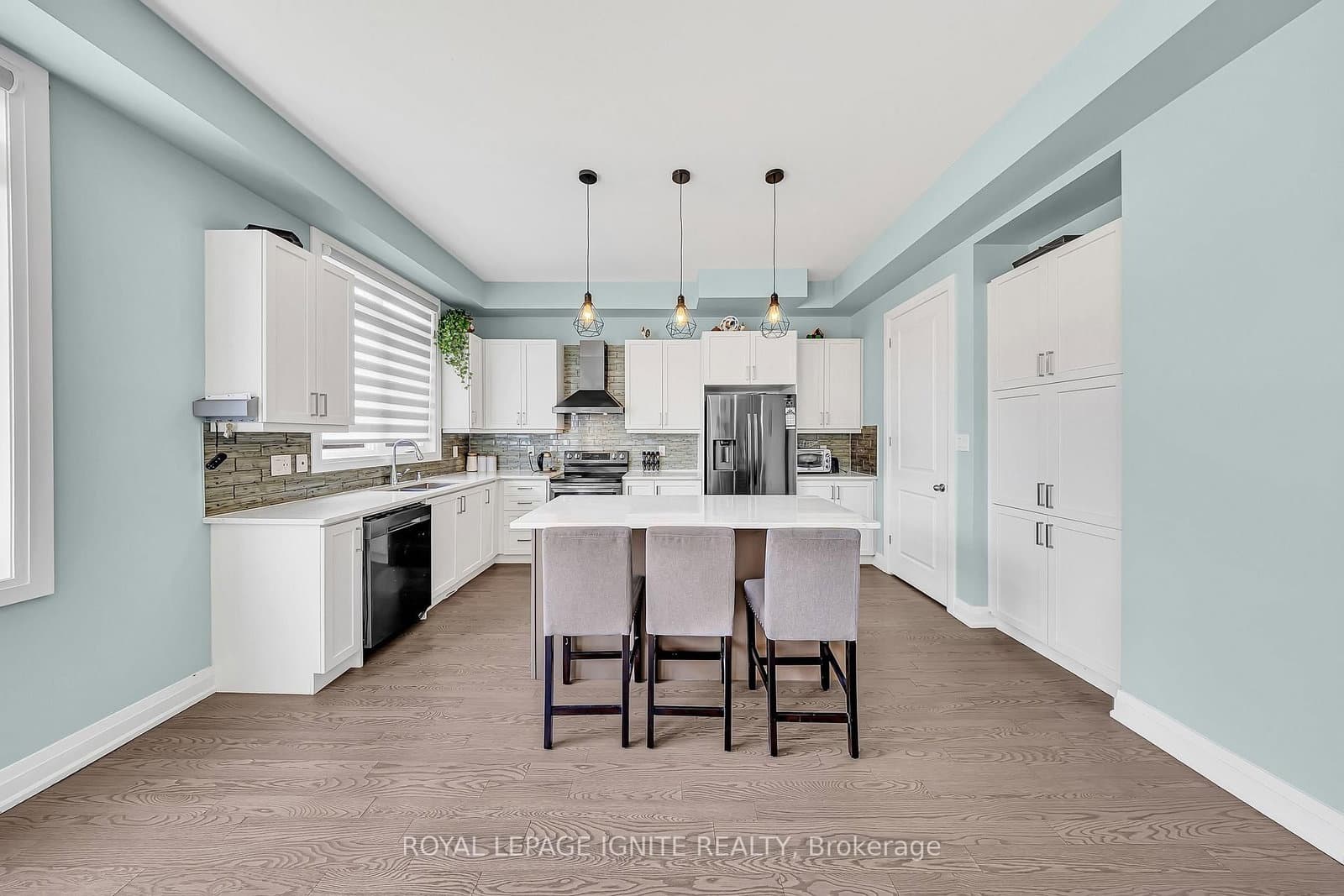 11 Larkin Lane thumbnail 9