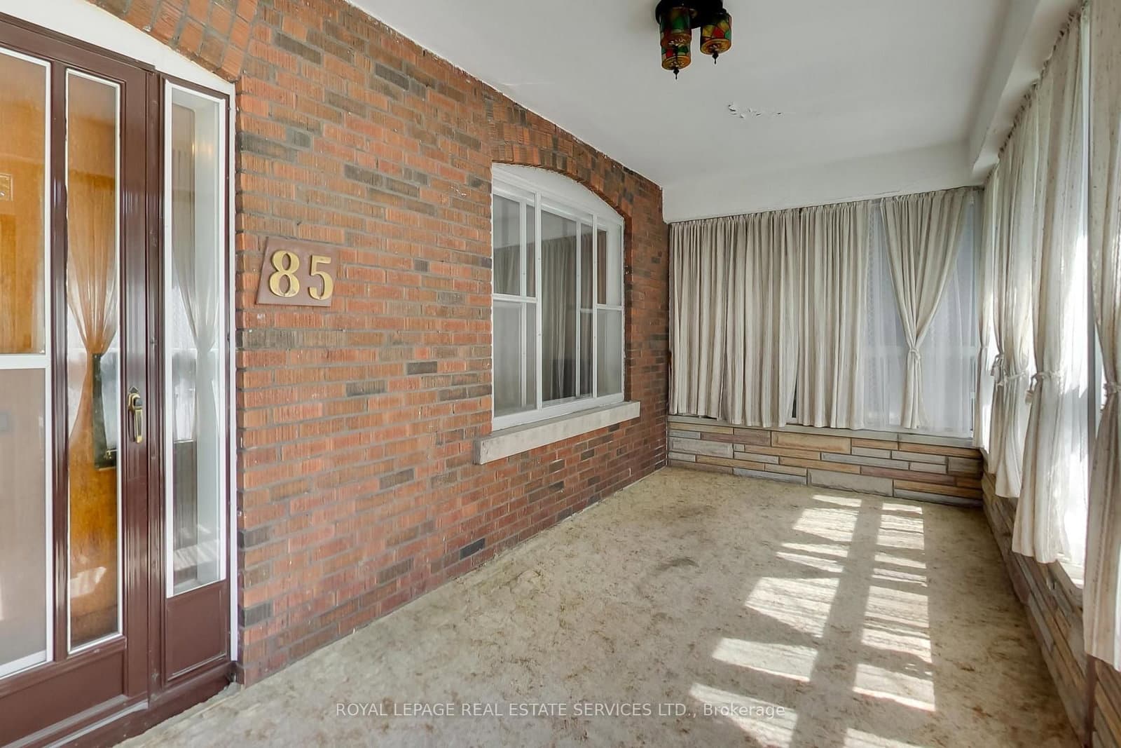 85 Dawes Road thumbnail 4