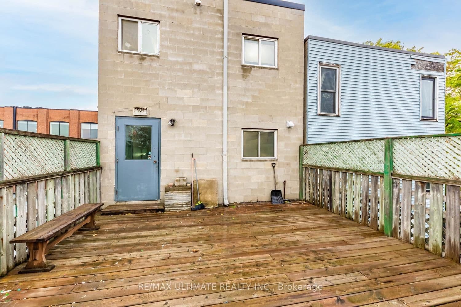 996 Queen Street E, Unit 5 thumbnail 3