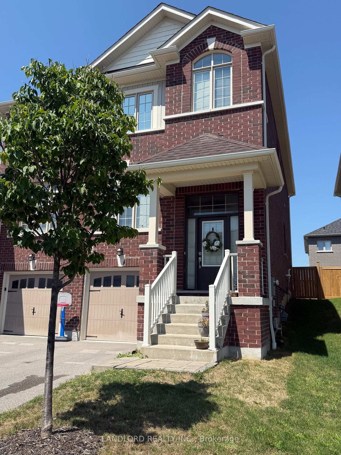 1189 Cactus Crescent - Image 1