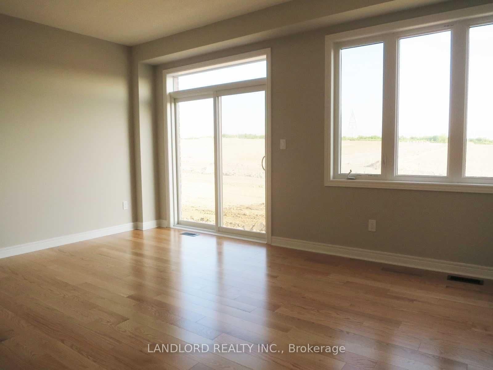 1189 Cactus Crescent thumbnail 9