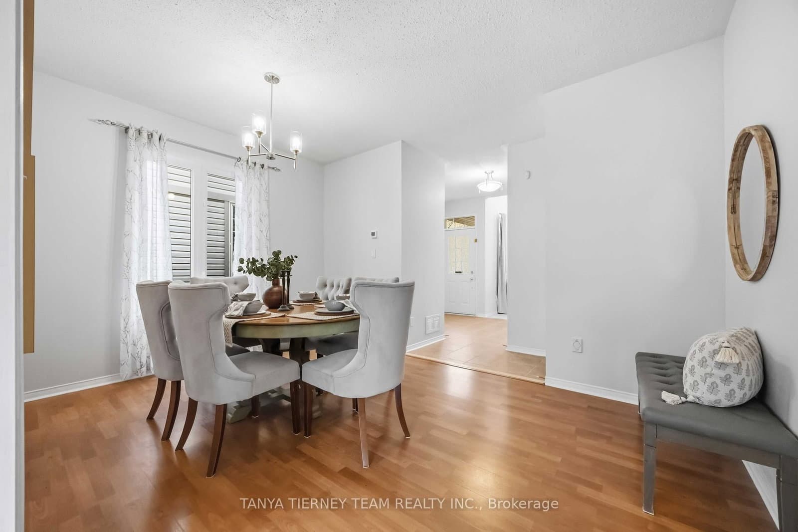 75 Robert Attersley Drive E thumbnail 14