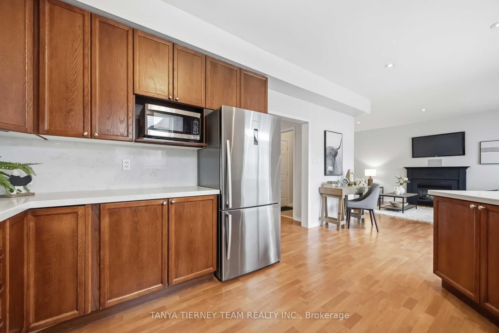 75 Robert Attersley Drive E thumbnail 20