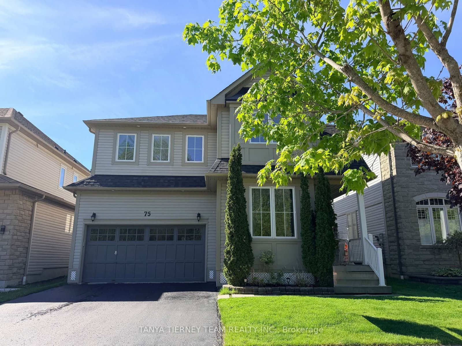 75 Robert Attersley Drive E thumbnail 3