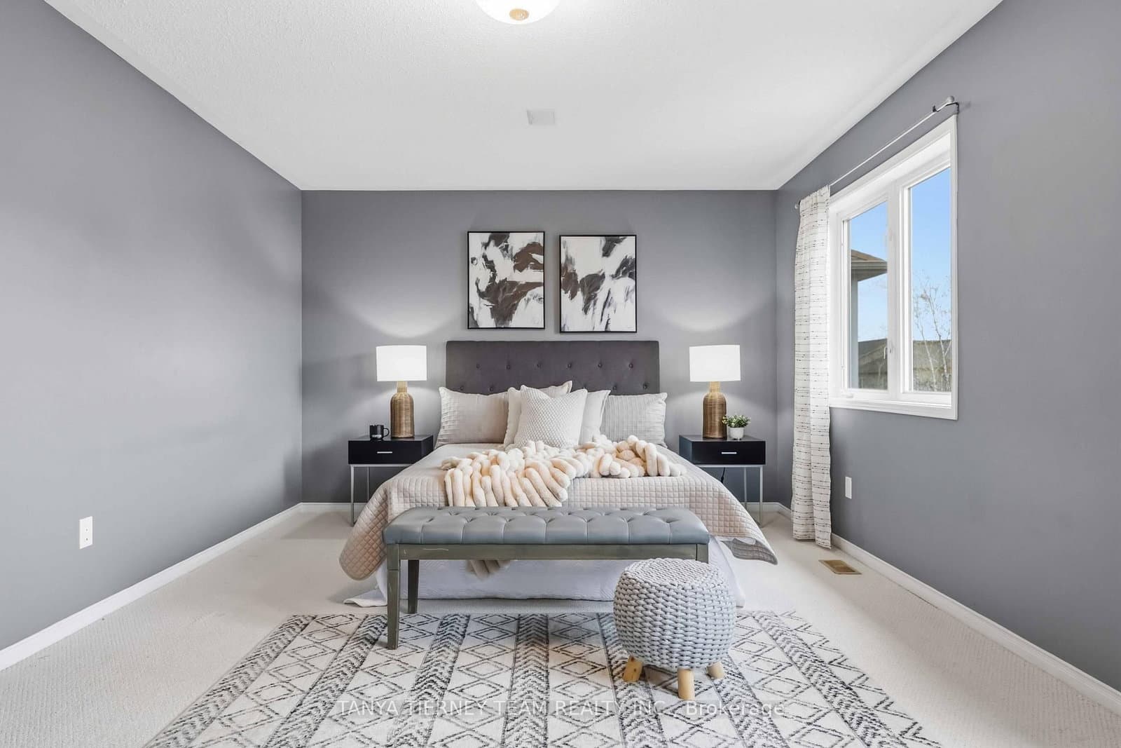 75 Robert Attersley Drive E thumbnail 32