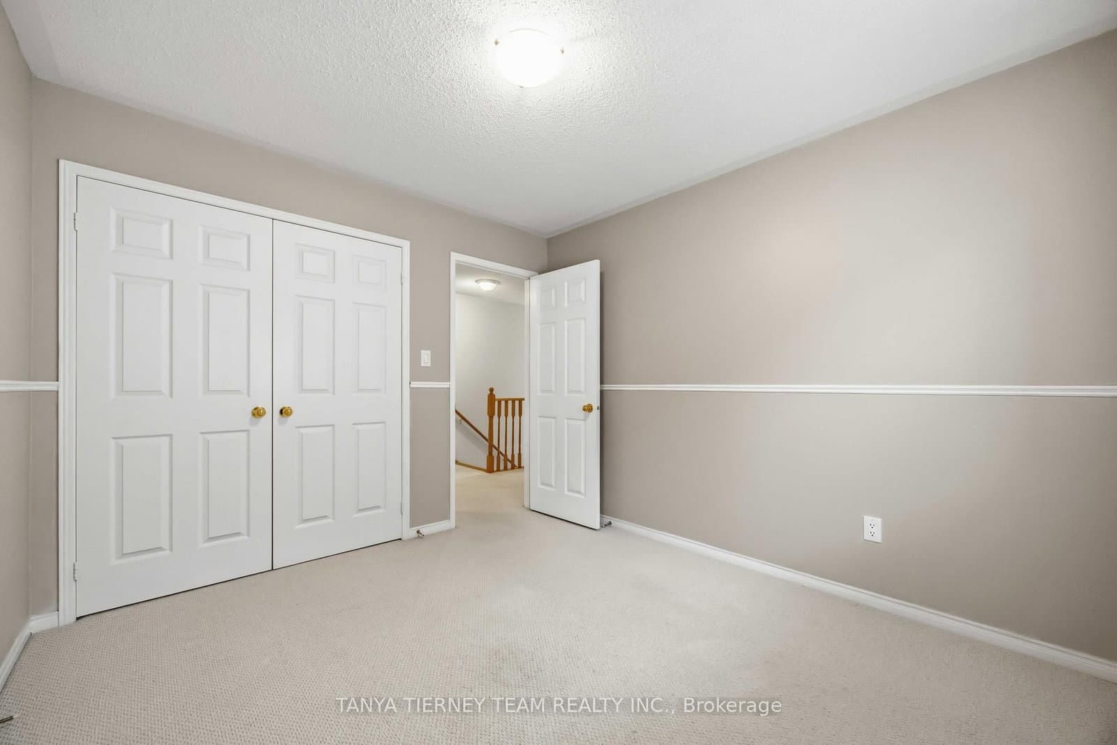 75 Robert Attersley Drive E thumbnail 39