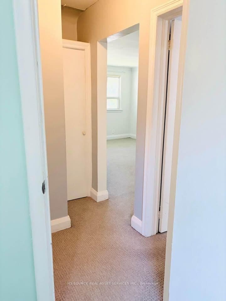 74 Vanbrugh Avenue thumbnail 8