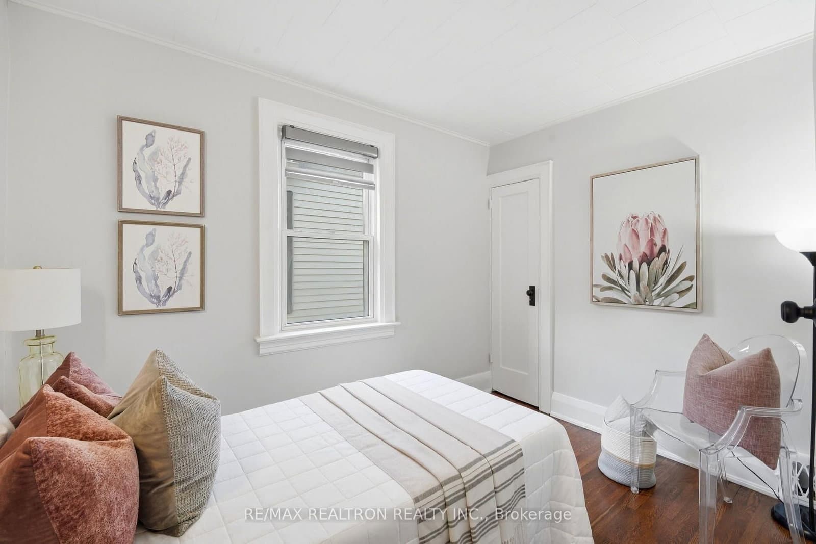 1056 Woodbine Avenue W thumbnail 18
